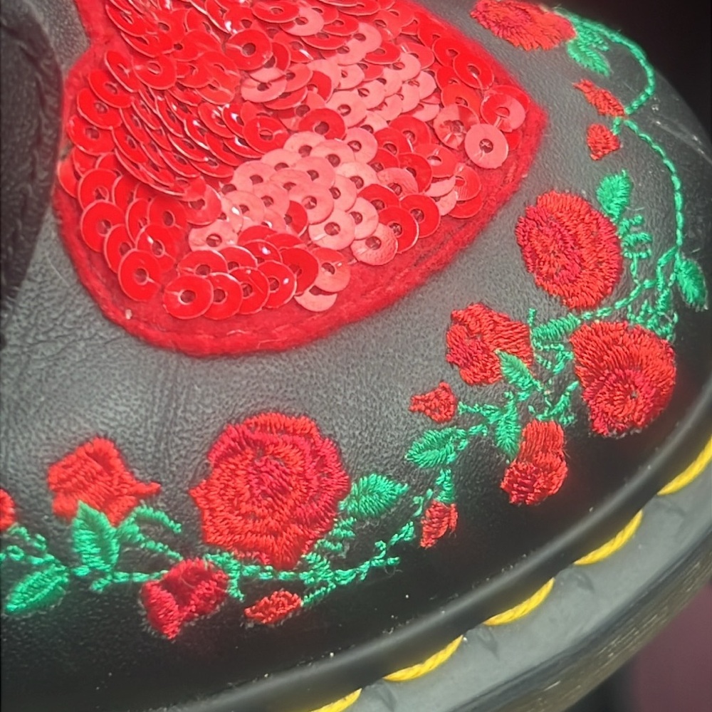 DOC MARTENS 1460 Valentine remix w/Sequin Heart appliqué’s /Embroidered Roses - Picture 9 of 14